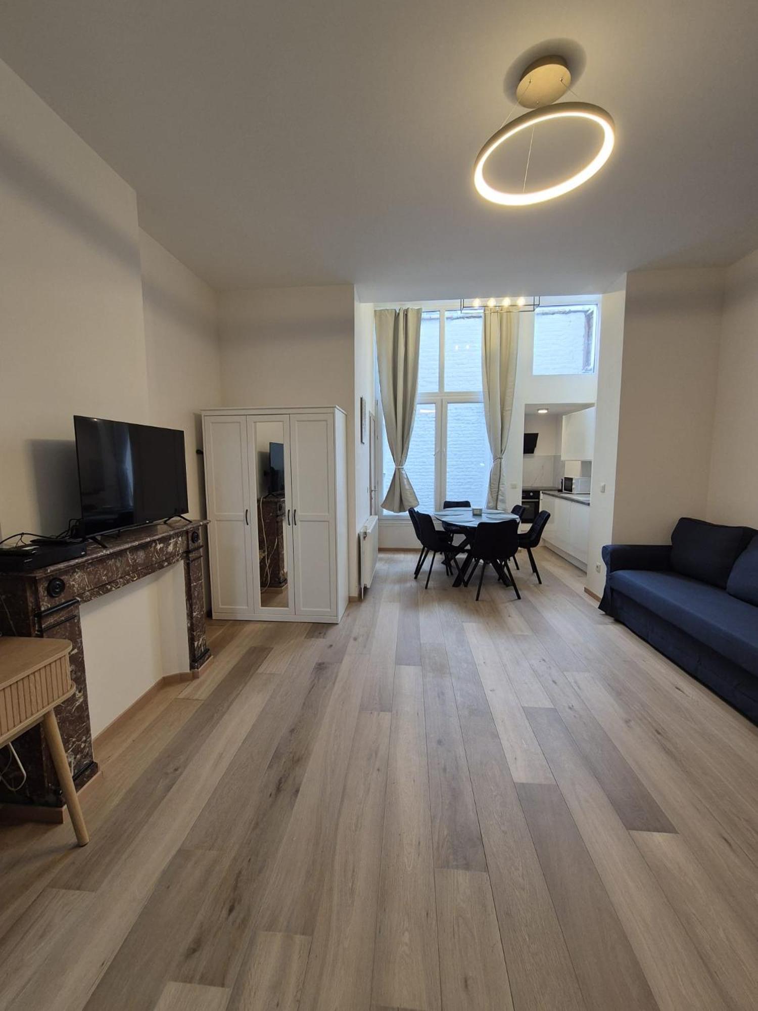 Tasson Snel Apartment Center Of Bryssel Exteriör bild